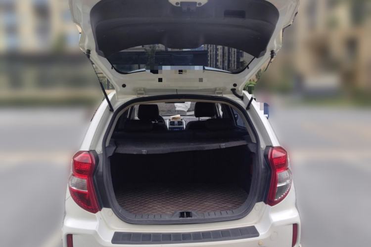 Used CHANGAN CX20 2014 1.4L Manual Sunroof Navigation Version – China IV Standard Trunk