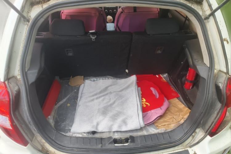 Used CHANGAN CX20 2014 1.4L Manual Sunroof Navigation Version – China IV Standard Trunk