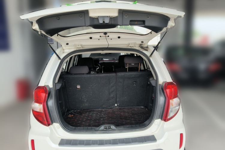 Used CHANGAN CX20 2014 1.4L Manual Sport Edition China V Standard Trunk