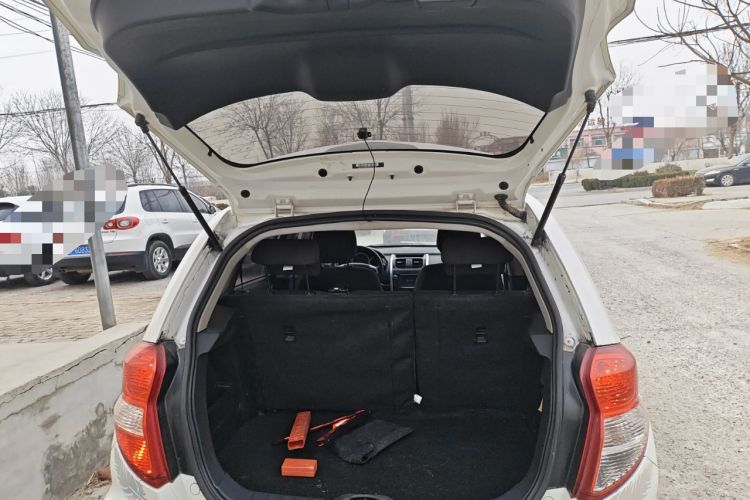 Used CHANGAN CX20 2014 1.4L Manual Sport Edition China V Standard Trunk