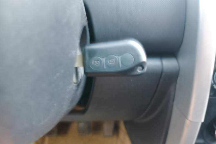 Used CHANGAN CX20 2014 1.4L Manual Sport Version China IV Standard Vehicle Key