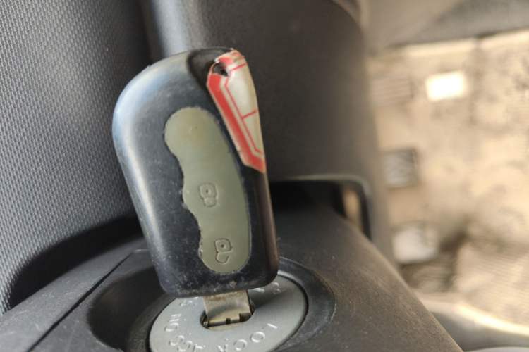 Used CHANGAN CX20 2014 1.4L Manual Sunroof Navigation Version China V Standard Vehicle Key