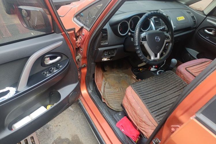 Used CHANGAN CX20 2014 1.4L Manual Sport Version China IV Standard Driver Seat