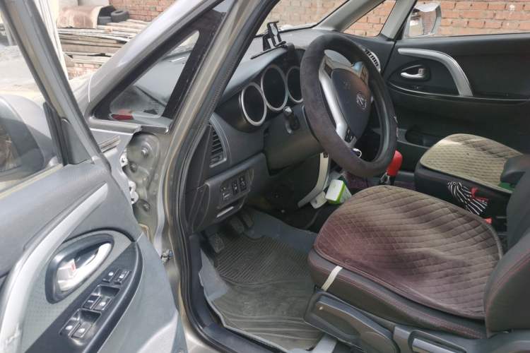 Used CHANGAN CX20 2014 1.4L Manual Sport Edition China V Standard Driver Seat