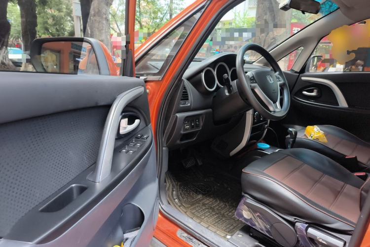 Used CHANGAN CX20 2014 1.4L IMT Sunroof Navigation Version China V Standard Driver Seat