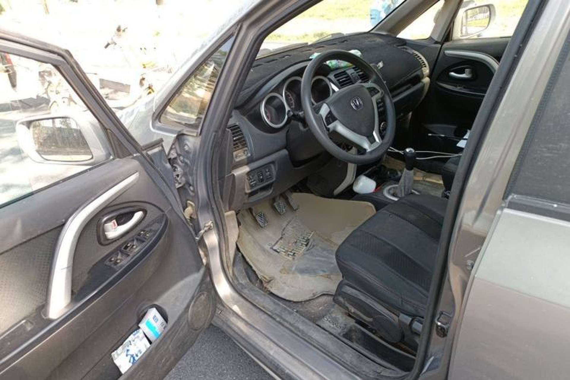 Used CHANGAN CX20 2014 1.4L Manual Sport Version China IV Standard Driver Seat
