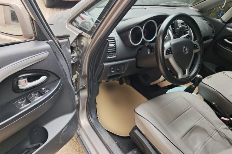 Used CHANGAN CX20 2014 1.4L Manual Sport Version China IV Standard Driver Seat