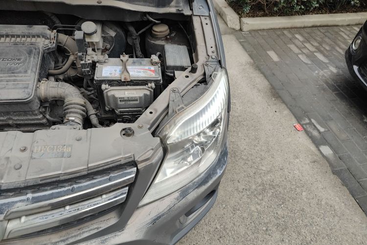Used CHANGAN CX20 2014 1.4L Manual Sport Version China IV Standard Engine Bay Left
