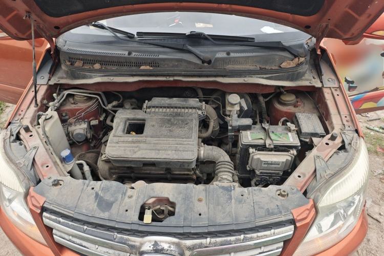 Used CHANGAN CX20 2014 1.4L Manual Sport Version China IV Standard Engine Bay