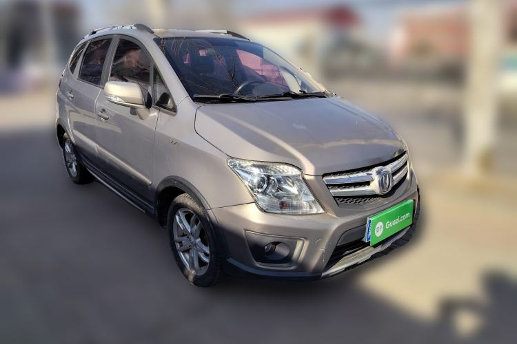 Used CHANGAN CX20 2014 1.4L Manual Sport Version China IV Standard Front Right 45 Deg