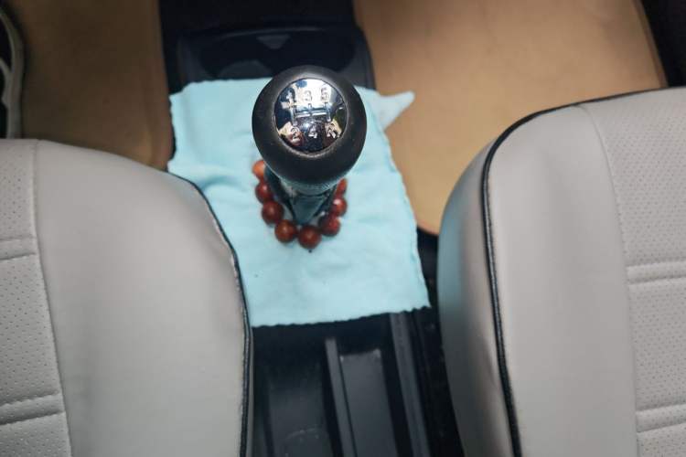 Used CHANGAN CX20 2014 1.4L Manual Sport Version China IV Standard Gear Lever
