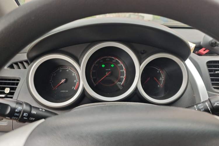 Used CHANGAN CX20 2014 1.4L Manual Sport Version China IV Standard Instrument Cluster