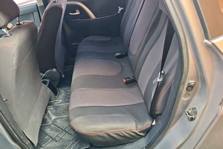 Used CHANGAN CX20 2014 1.4L Manual Sport Version China IV Standard Interior 1