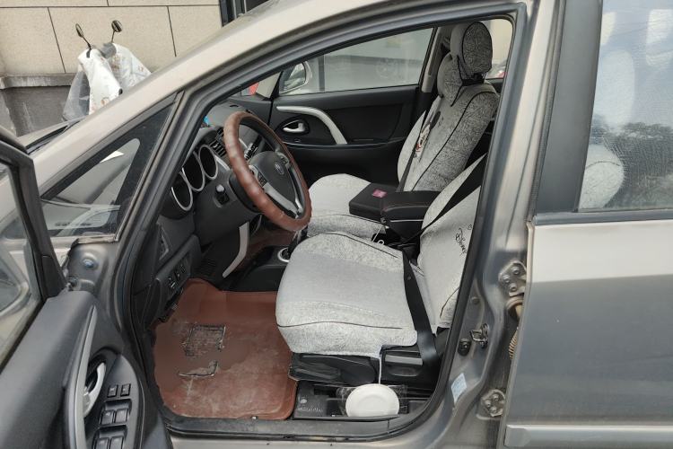 Used CHANGAN CX20 2014 1.4L Manual Sport Version China IV Standard Left Front Seat