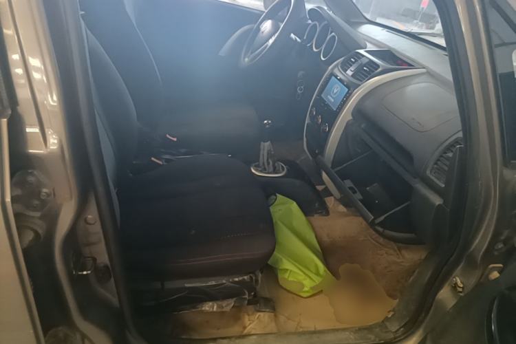 Used CHANGAN CX20 2014 1.4L Manual Sunroof Navigation Version – China IV Standard Right Front Seat