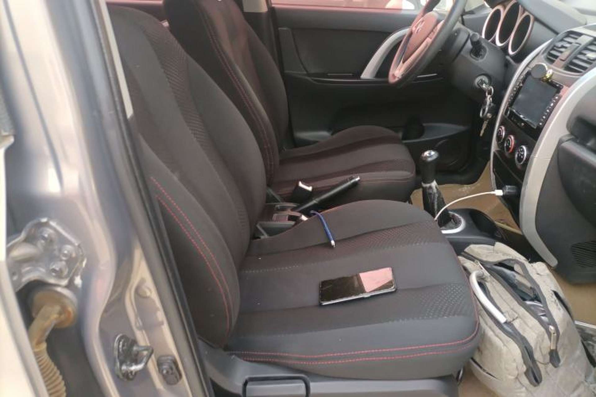 Used CHANGAN CX20 2014 1.4L Manual Sunroof Navigation Version – China IV Standard Right Front Seat