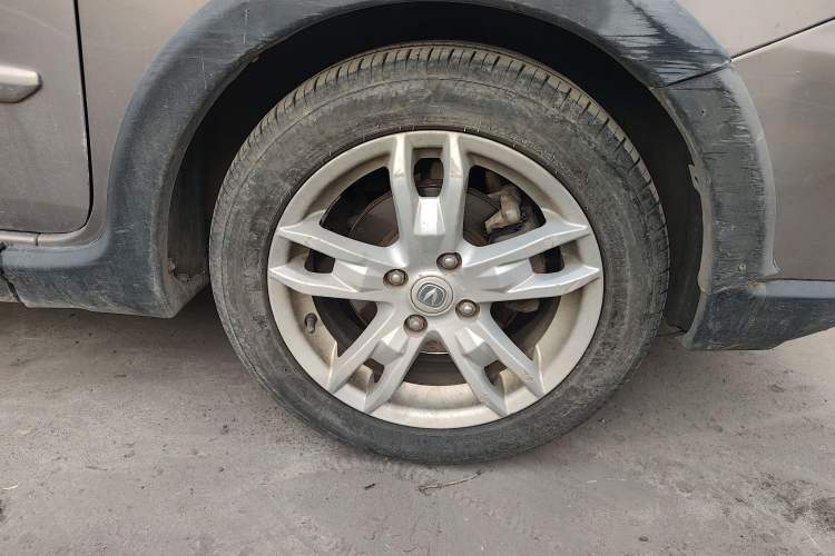 Used CHANGAN CX20 2014 1.4L Manual Sport Version China IV Standard Right Front Wheel Hub