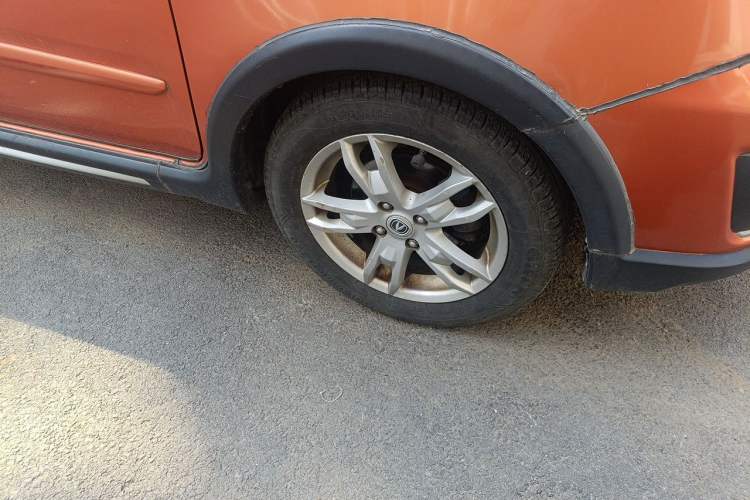 Used CHANGAN CX20 2014 1.4L Manual Sport Version China IV Standard Right Front Wheel Hub