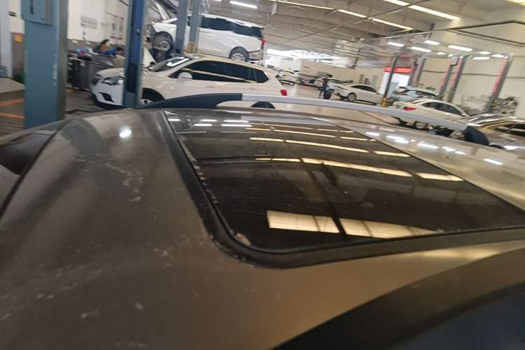 Used CHANGAN CX20 2014 1.4L Manual Sunroof Navigation Version – China IV Standard Roof