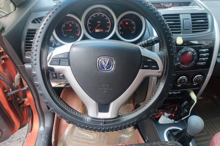 Used CHANGAN CX20 2014 1.4L Manual Sport Version China IV Standard Steering Wheel