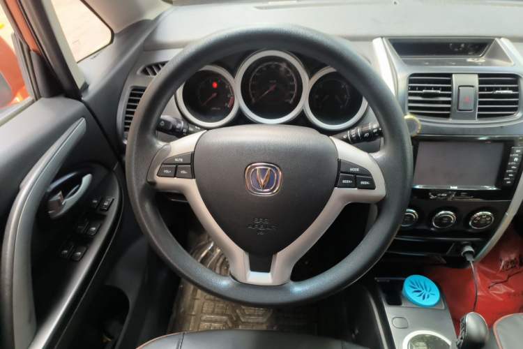 Used CHANGAN CX20 2014 1.4L IMT Sunroof Navigation Version China V Standard Steering Wheel
