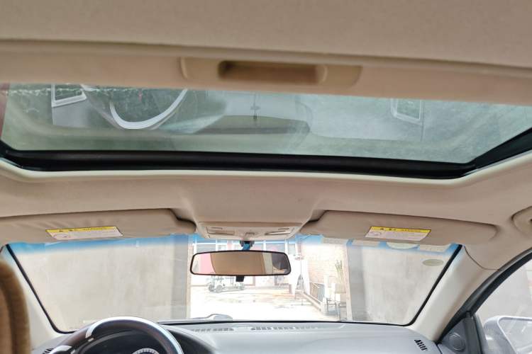 Used CHANGAN CX30 2012 Sedan 1.6L Manual Luxury Model Headliner