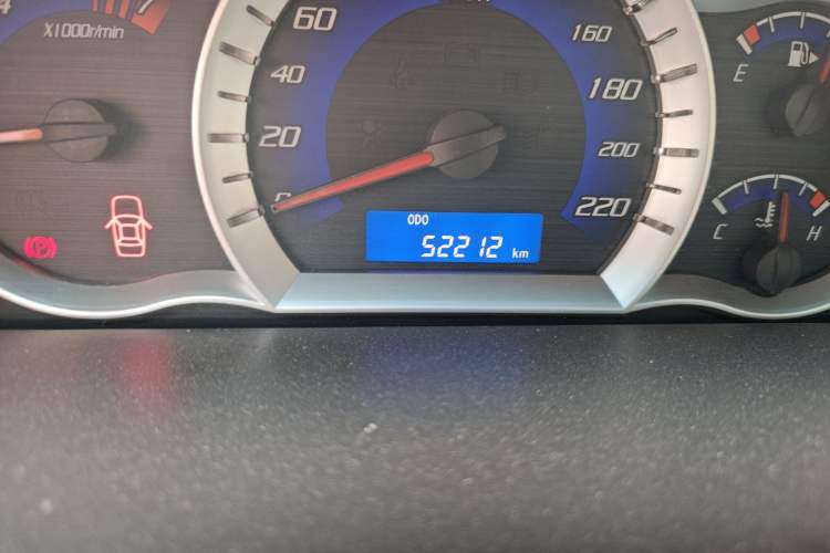 Used CHANGAN CX30 2012 Sedan 1.6L Manual Luxury Model Odometer Close Up