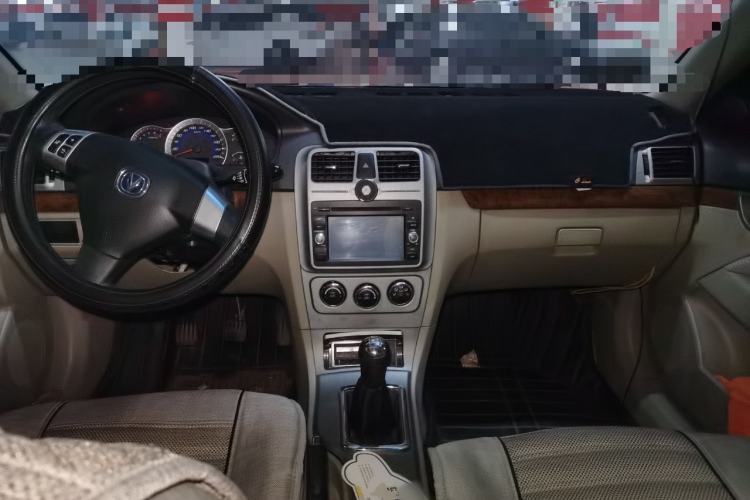 Used CHANGAN CX30 2012 Sedan 1.6L Manual Luxury Model Center Console