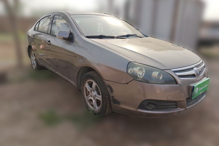 Used CHANGAN CX30 2012 Sedan 1.6L Manual Luxury Model Front Right 45 Deg