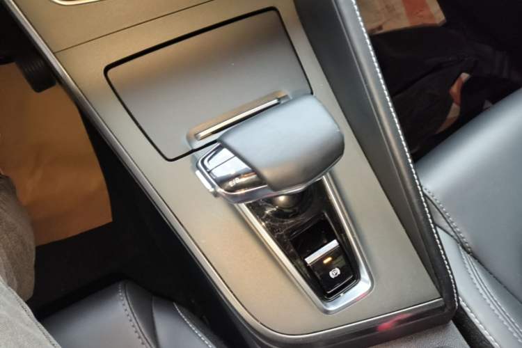 Used CHANGAN E-Pro 2020 Long-Engine Version Gear Lever