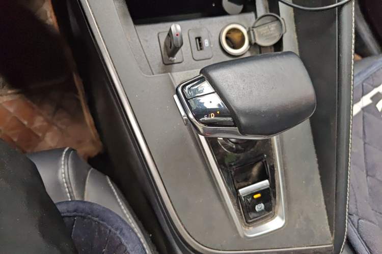 Used CHANGAN E-Pro 2020 Long-Engine Version Gear Lever