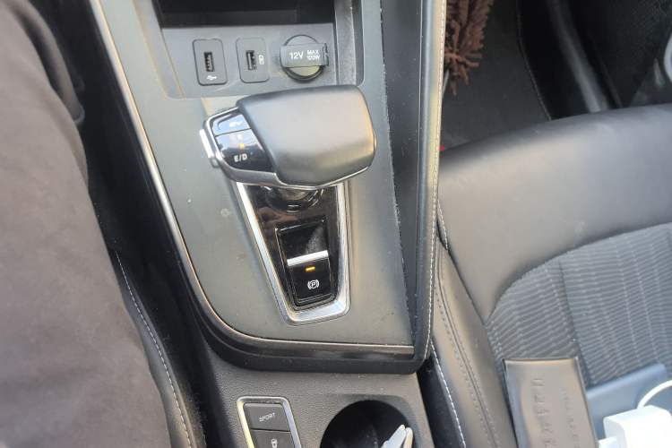Used CHANGAN E-Pro 2020 Long-Engine Version Gear Lever