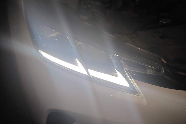 Used CHANGAN E-Pro 2020 High-Performance Edition Right Front Headlight