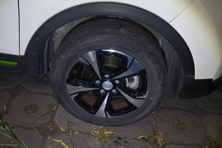 Used CHANGAN E-Pro 2020 High-Performance Edition Right Front Wheel Hub