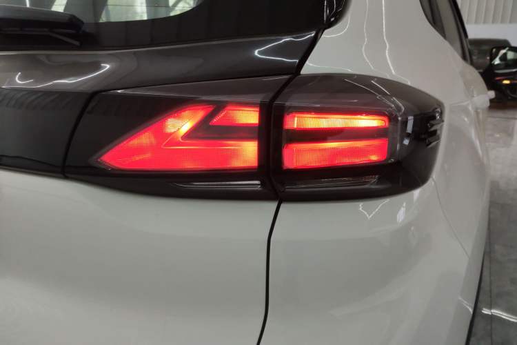 Used CHANGAN E-Pro 2020 Long-Engine Version Right Rear Taillight