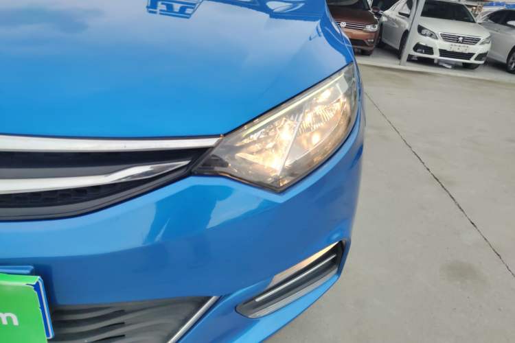 Used CHANGAN Eado 2016 1.6L Automatic Junku Model Left Front Headlight