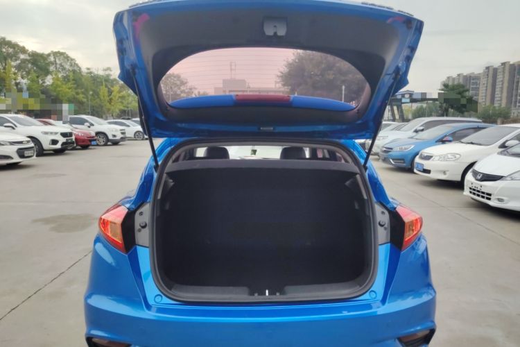 Used CHANGAN Eado 2016 1.6L Automatic Junku Model Trunk