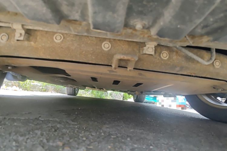 Used CHANGAN Eado 2012 1.6L Manual Luxury Version China IV Standard Chassis Front