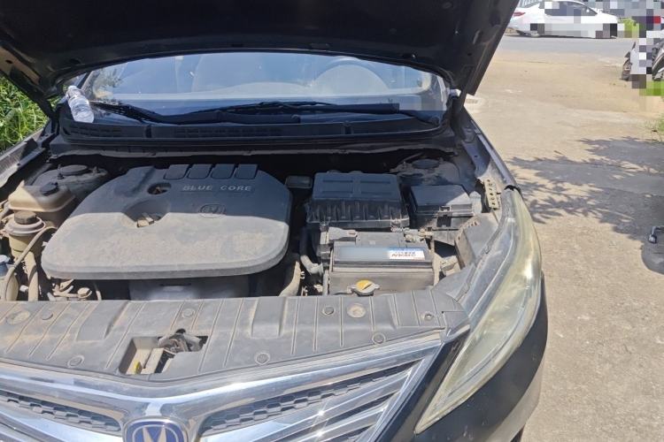 Used CHANGAN Eado 2012 1.6L Manual Luxury Version China IV Standard Engine Bay Left