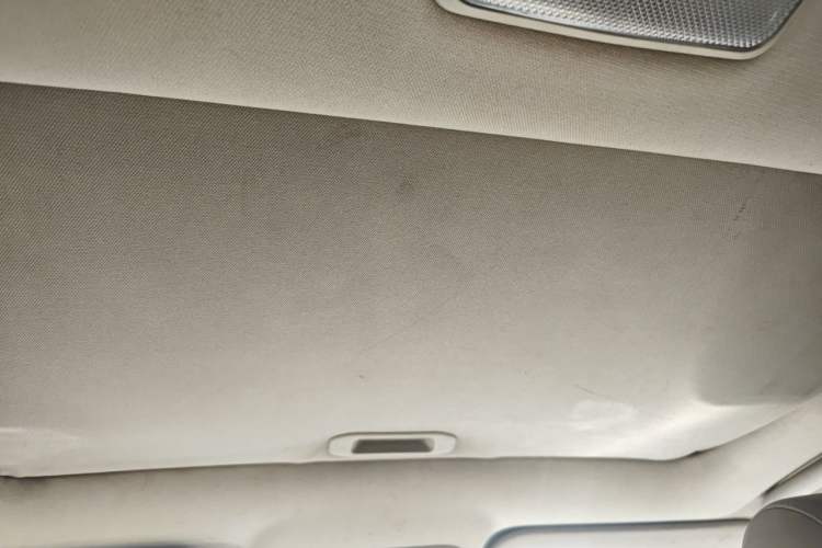 Used CHANGAN Eado 2012 1.6L Manual Luxury Version China IV Standard Headliner