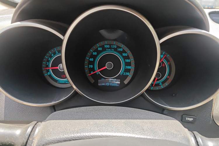 Used CHANGAN Eado 2012 1.6L Manual Luxury Version China IV Standard Instrument Cluster