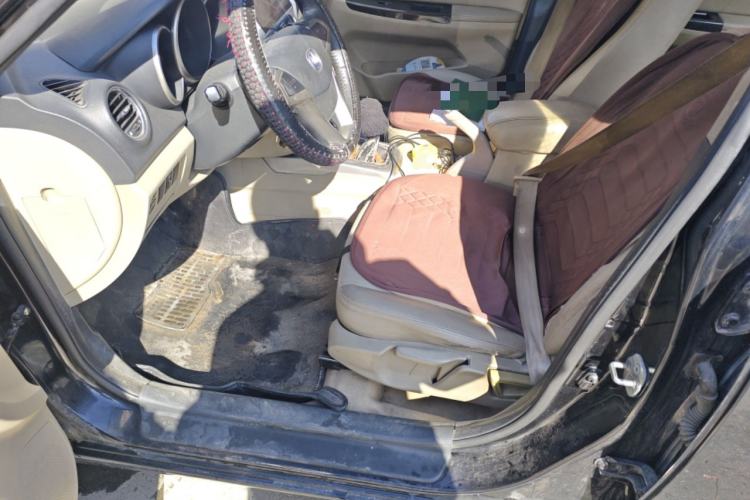 Used CHANGAN Eado 2012 1.6L Manual Luxury Model China IV Standard Left Front Seat