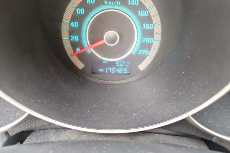 Used CHANGAN Eado 2012 1.6L Manual Luxury Version China IV Standard Odometer Close Up