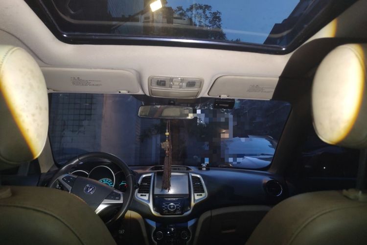 Used CHANGAN Eado 2012 1.6L Automatic Prestige Model China IV Standard Headliner