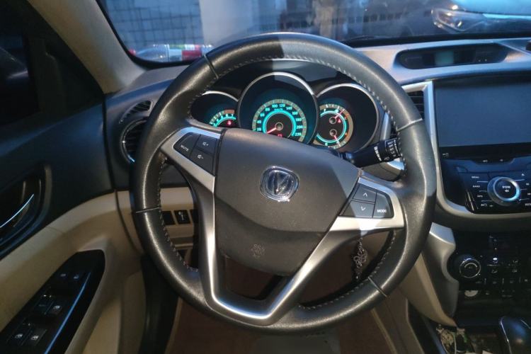 Used CHANGAN Eado 2012 1.6L Automatic Prestige Model China IV Standard Steering Wheel