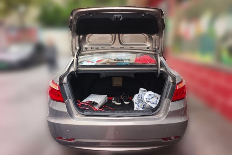 Used CHANGAN Eado 2012 1.6L Manual Luxury Model China IV Standard Trunk