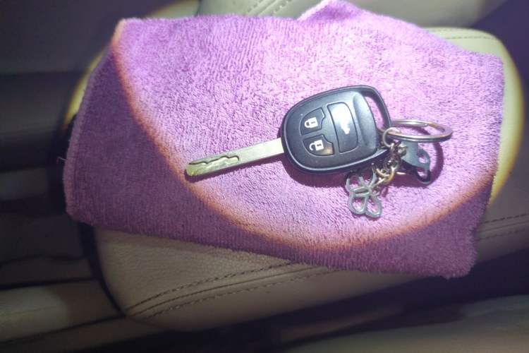 Used CHANGAN Eado 2012 1.6L Automatic Prestige Model China IV Standard Vehicle Key