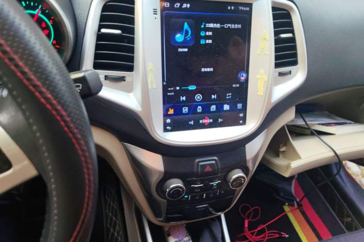 Used CHANGAN Eado 2012 1.6L Manual Luxury Model China IV Standard Audio And AC Panel