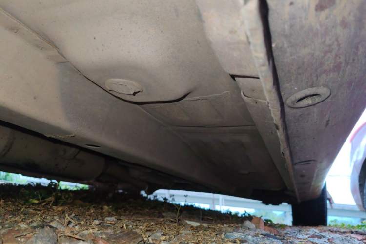 Used CHANGAN Eado 2012 1.6L Manual Luxury Version China IV Standard Chassis Front Left