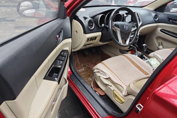 Used CHANGAN Eado 2012 1.6L Manual Luxury Model China IV Standard Driver Seat